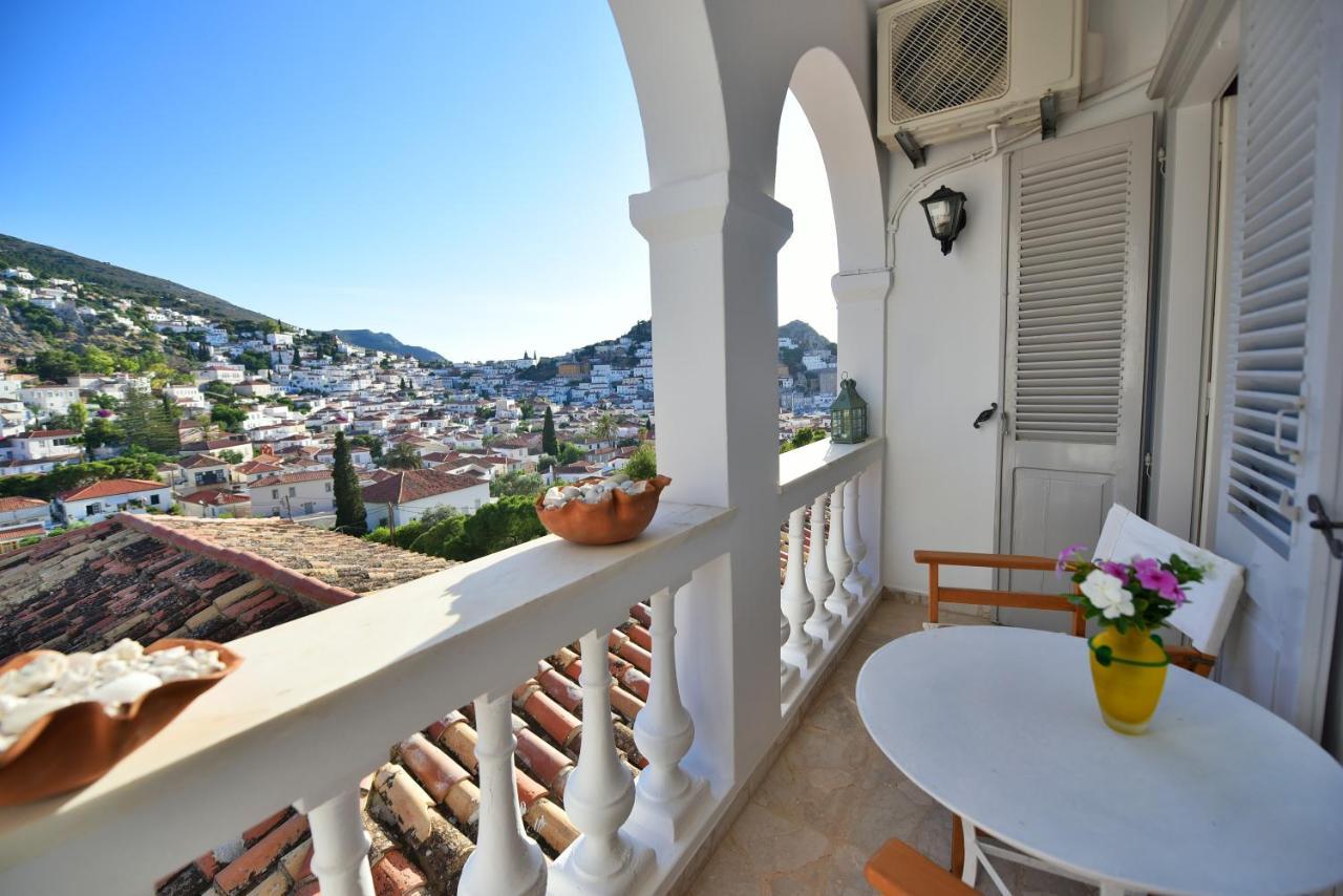 Feel At Home - Family House In Hydra エクステリア 写真